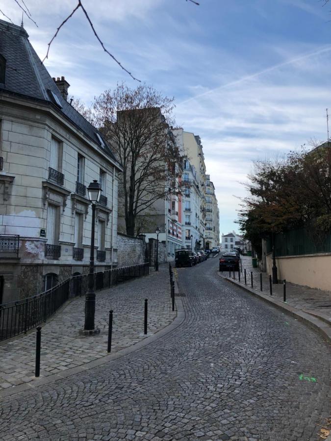 Rare Appartement D'Architecte En Haut De Montmartre Париж Екстериор снимка