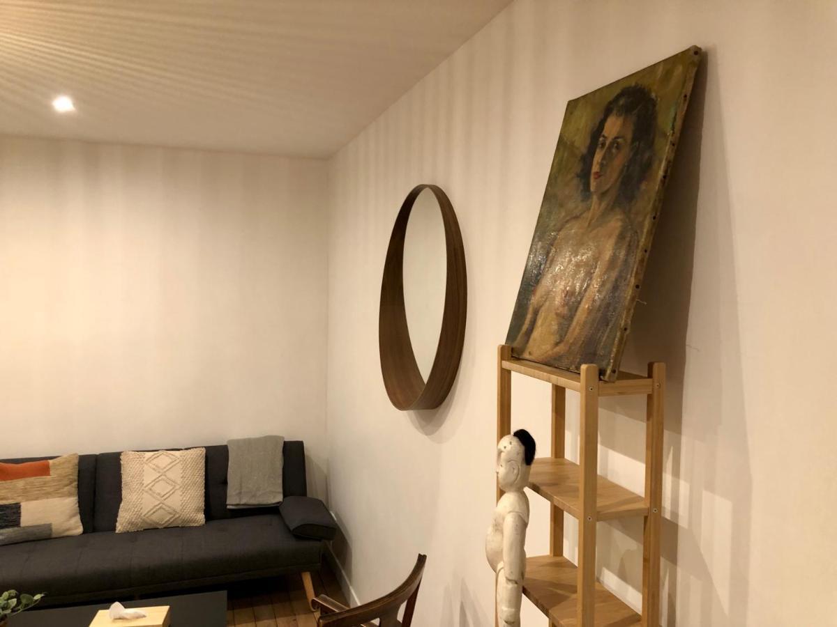 Rare Appartement D'Architecte En Haut De Montmartre Париж Екстериор снимка