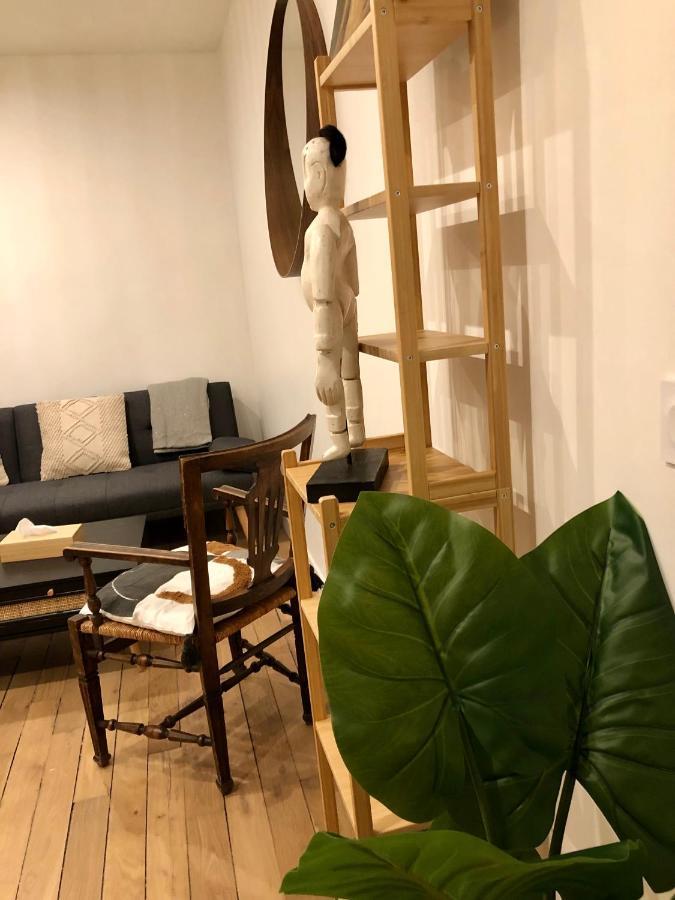 Rare Appartement D'Architecte En Haut De Montmartre Париж Екстериор снимка