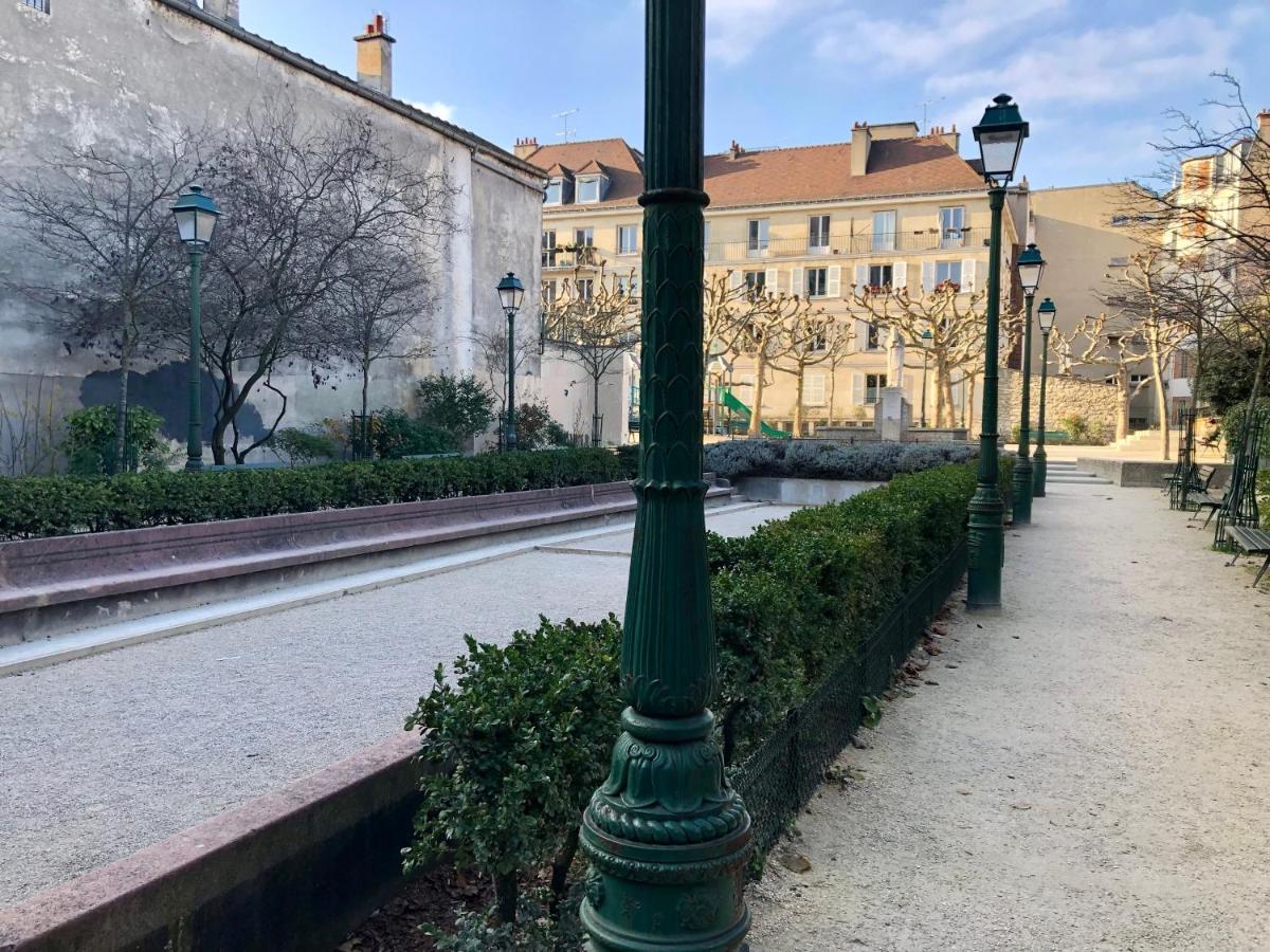 Rare Appartement D'Architecte En Haut De Montmartre Париж Екстериор снимка