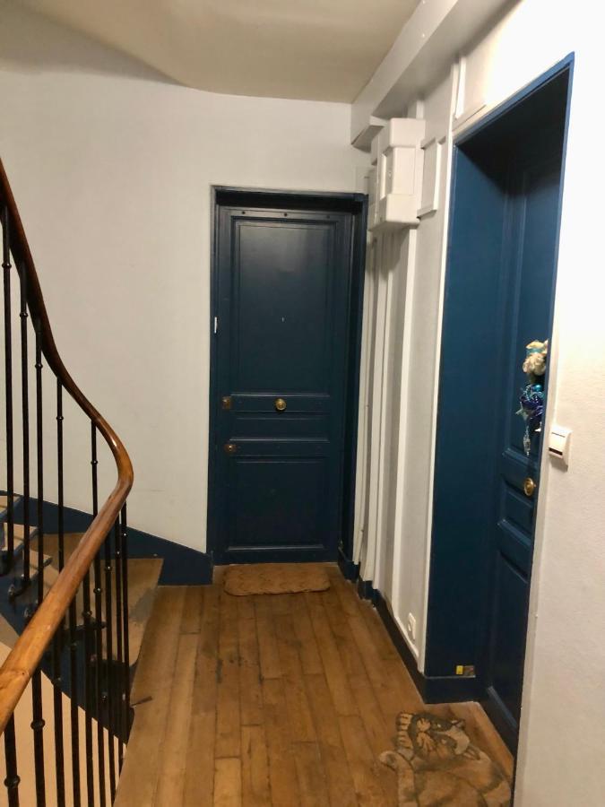 Rare Appartement D'Architecte En Haut De Montmartre Париж Екстериор снимка