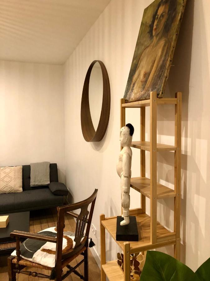 Rare Appartement D'Architecte En Haut De Montmartre Париж Екстериор снимка