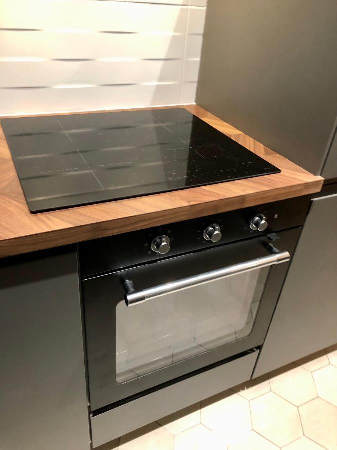 Rare Appartement D'Architecte En Haut De Montmartre Париж Екстериор снимка